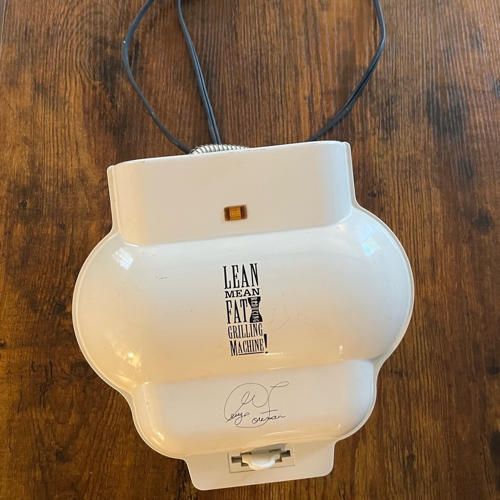 White Grilling Machine